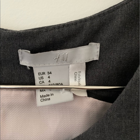 Dress - Picture 3 of 3